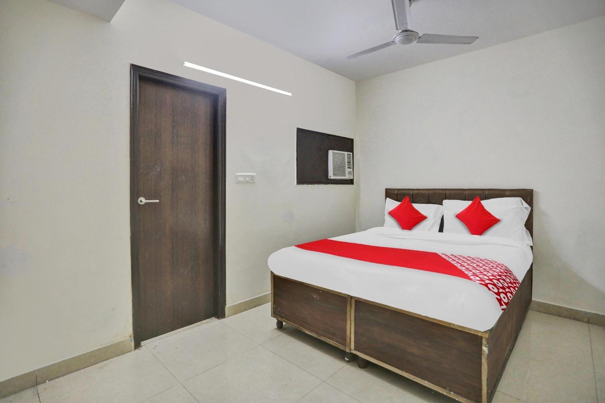 Hotel O Kalkaji Delhi Neu-Delhi Exterior foto